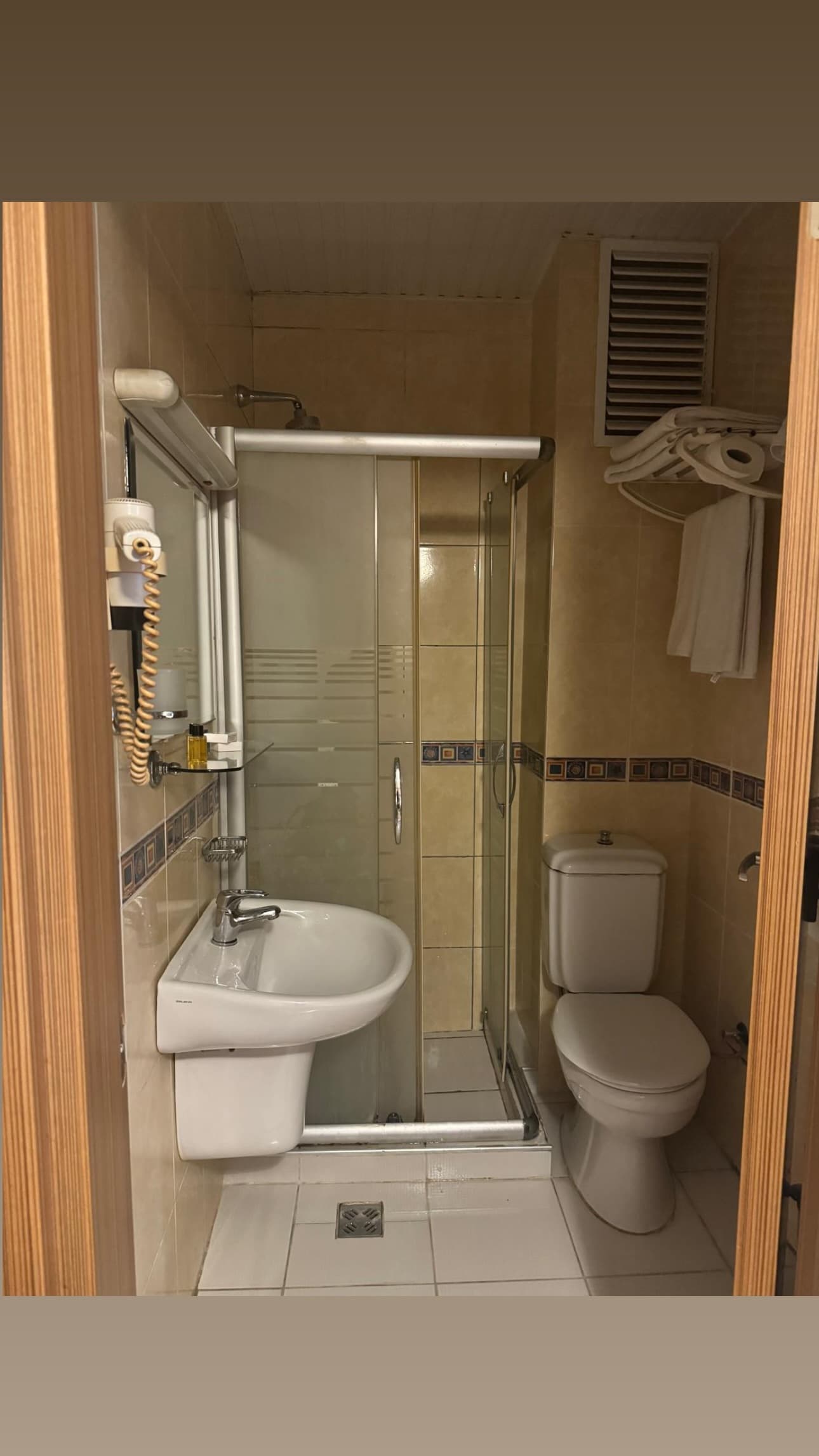 Eski banyo tadilat öncesi görüntüsü